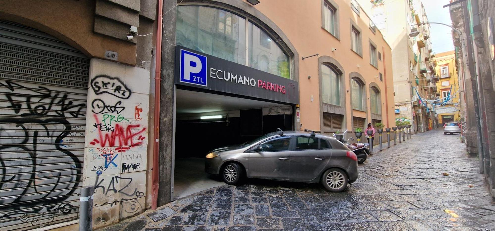Sciuscia Beb Spaccanapoli Exteriér fotografie